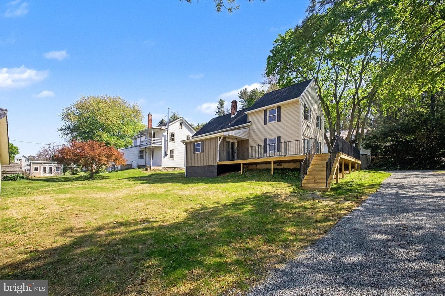 922 N Old Road photo 25