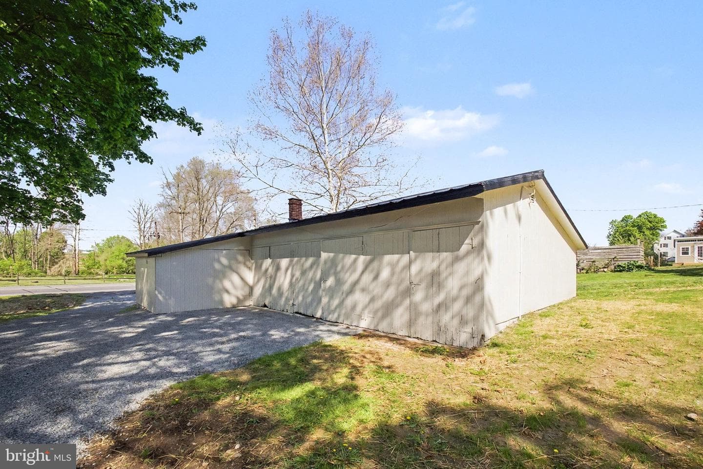 922 N Old Road photo 26