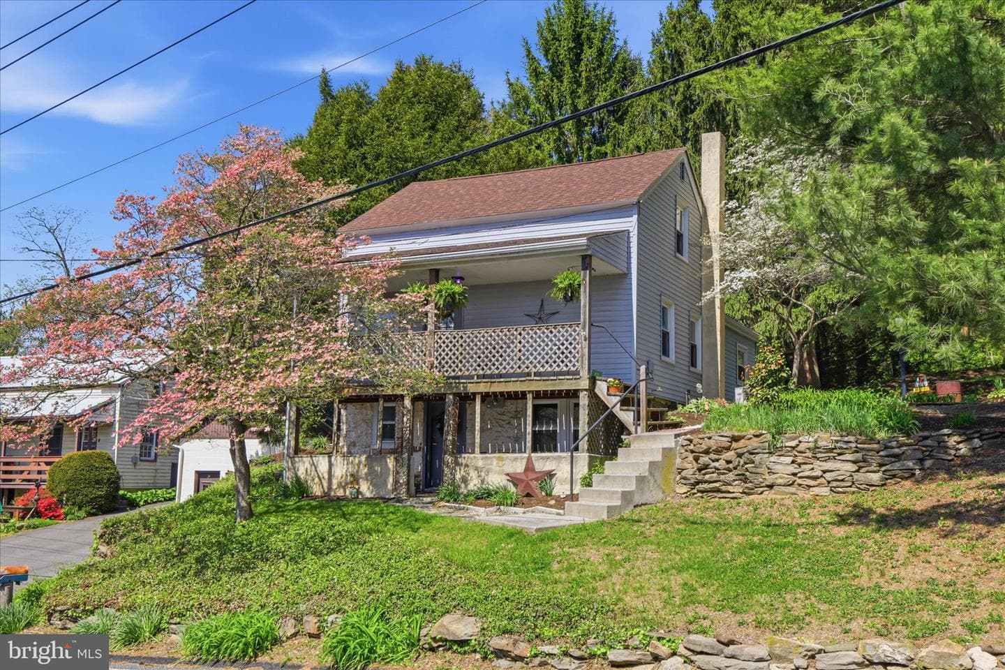 82 River Corner Road