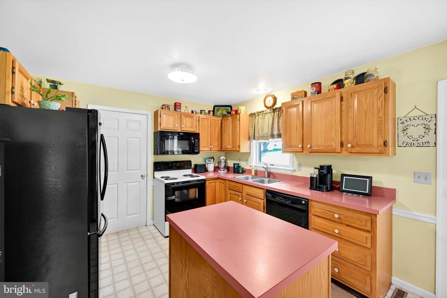 30 Edgewood Drive photo 13