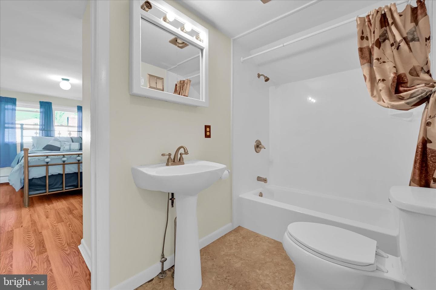 25 Frederick Avenue photo 24