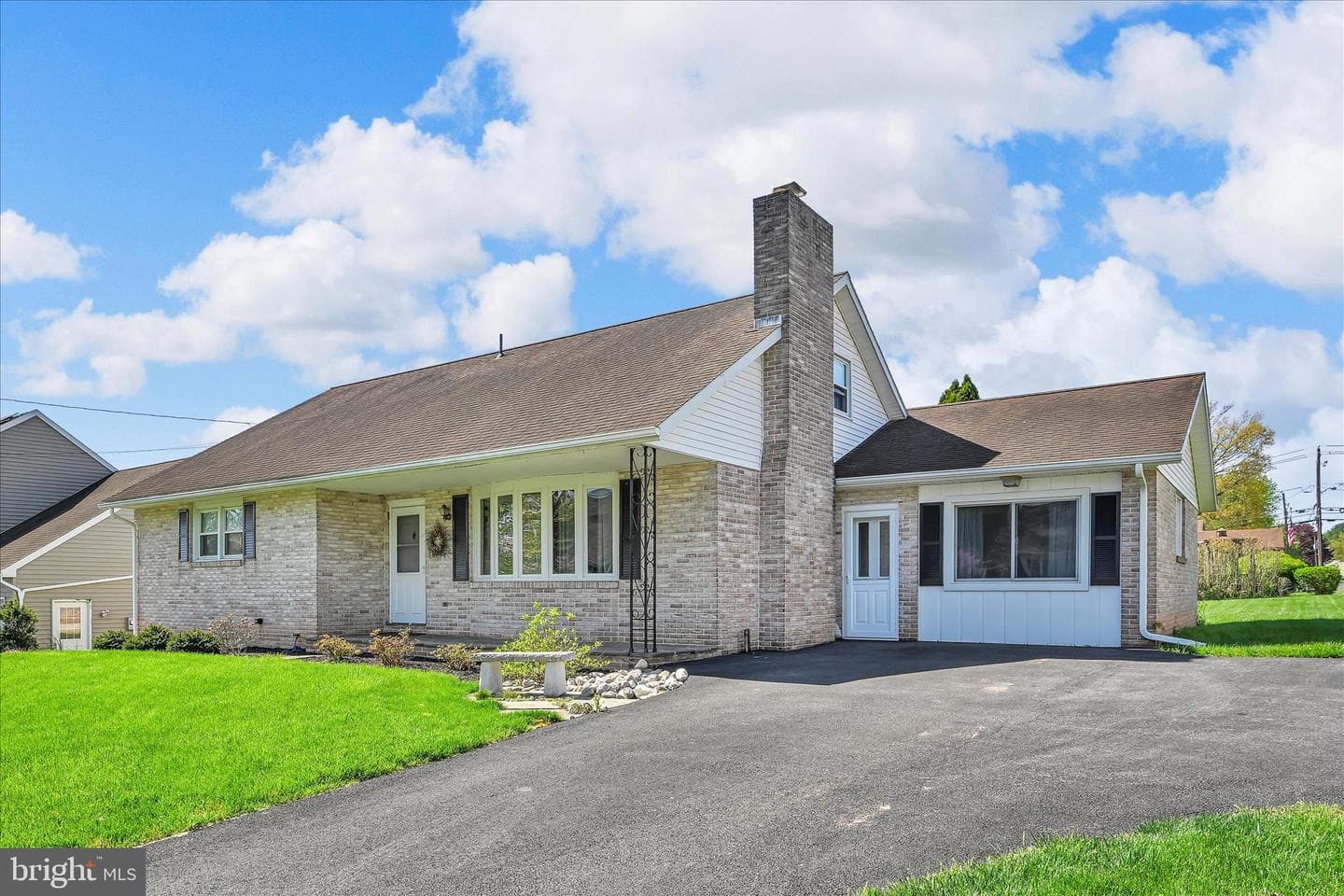 25 Frederick Avenue photo 4