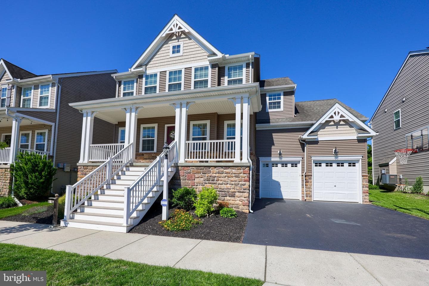 892 Fenton Avenue photo 46