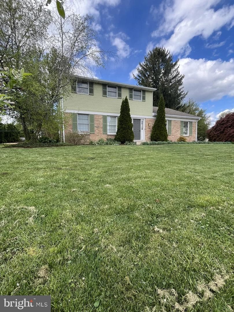 213 Tobacco Road photo 38