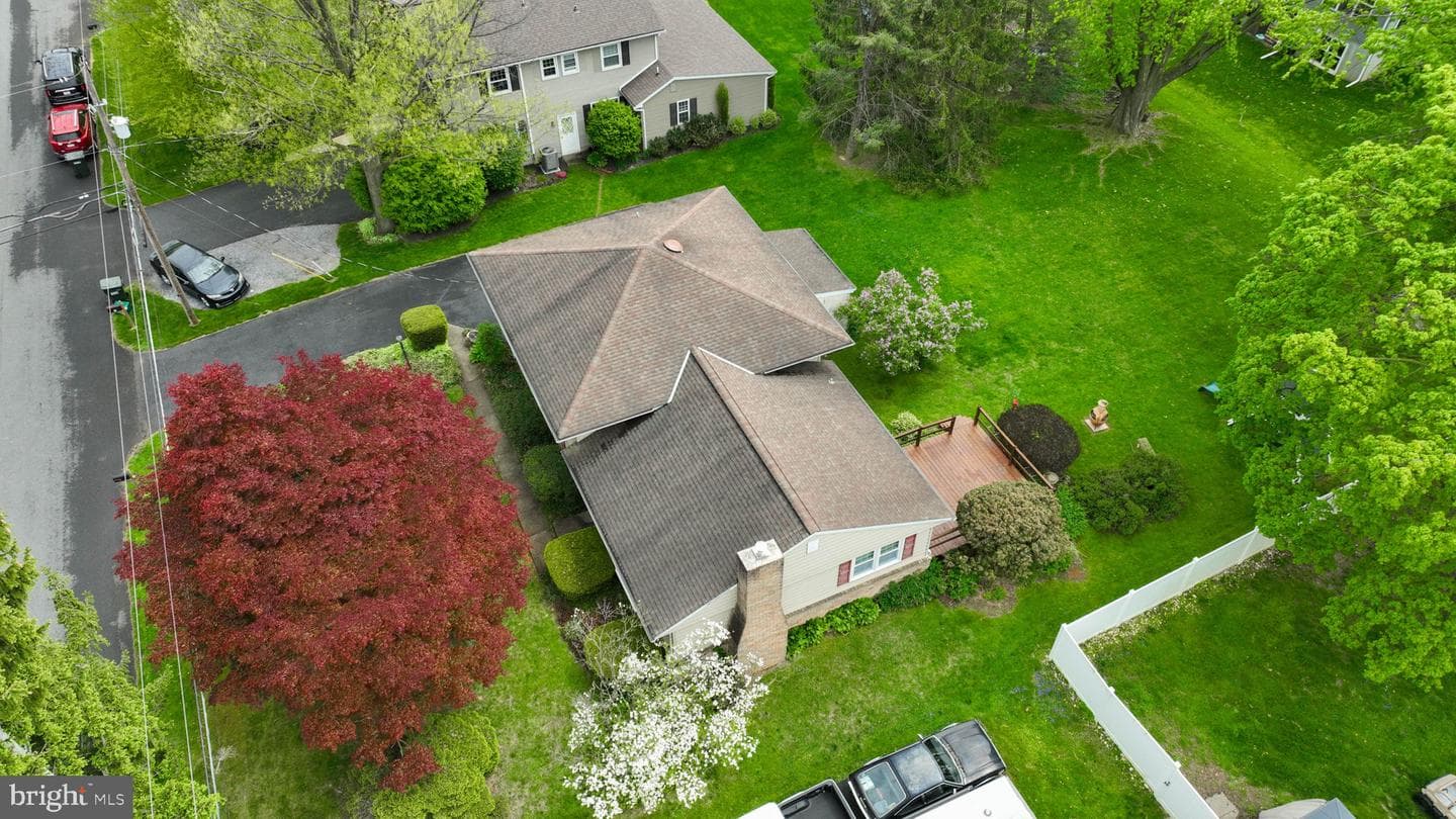 33 Woodland Avenue photo 39