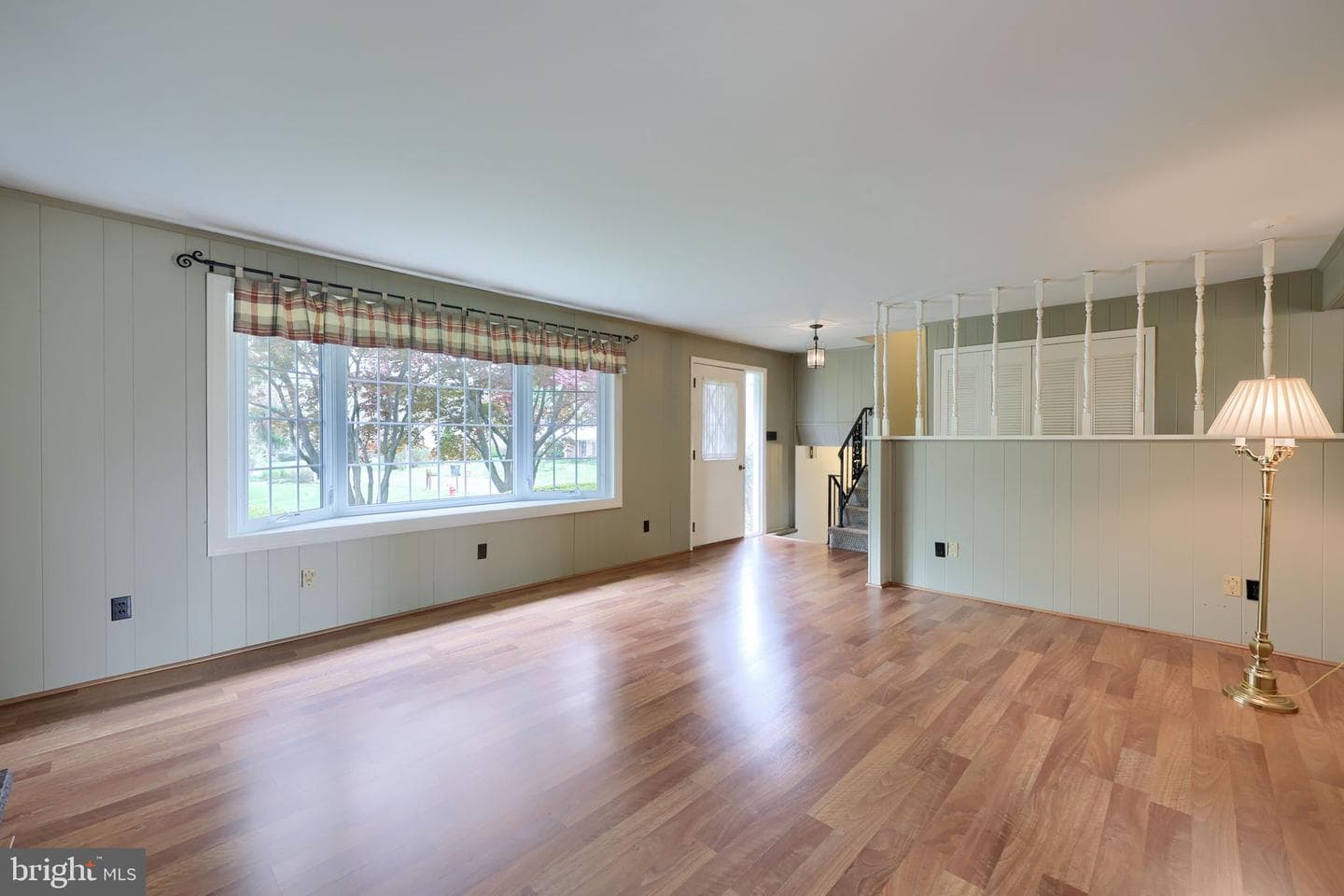 33 Woodland Avenue photo 5