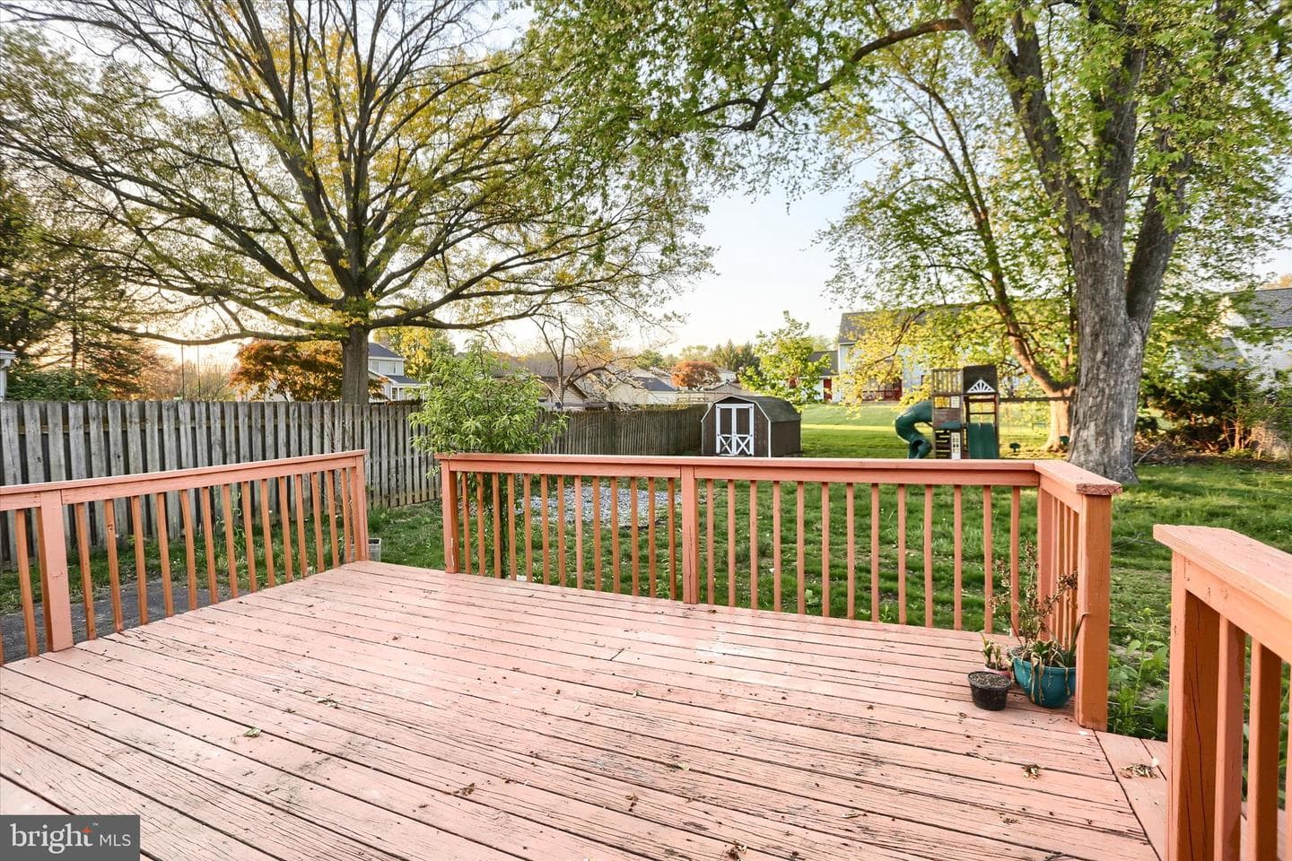 413 Birchland Avenue photo 36