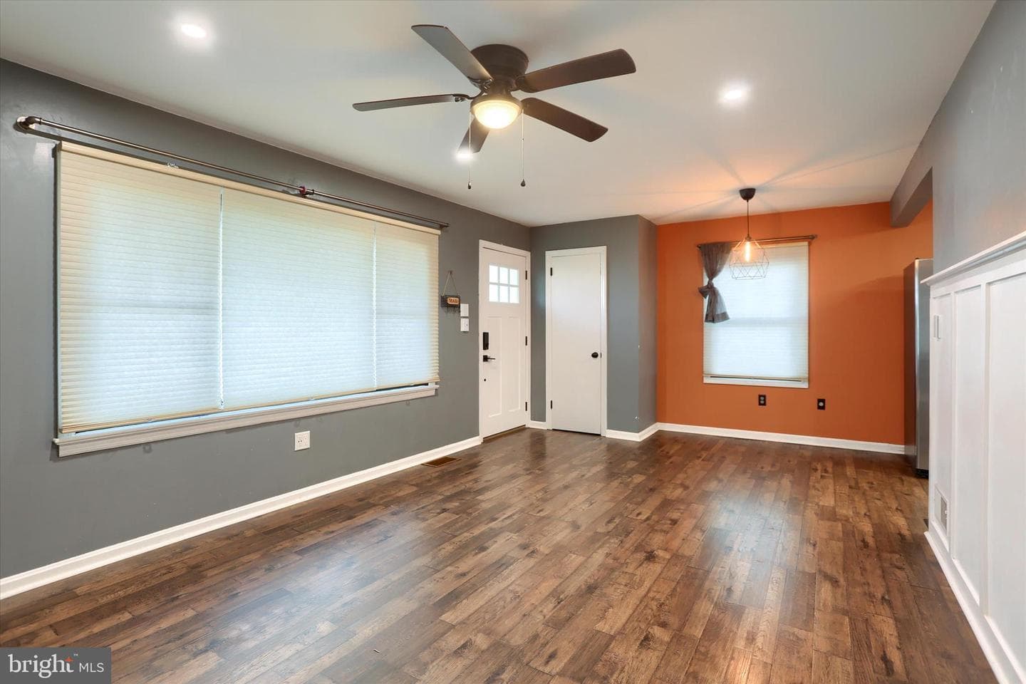 413 Birchland Avenue photo 8
