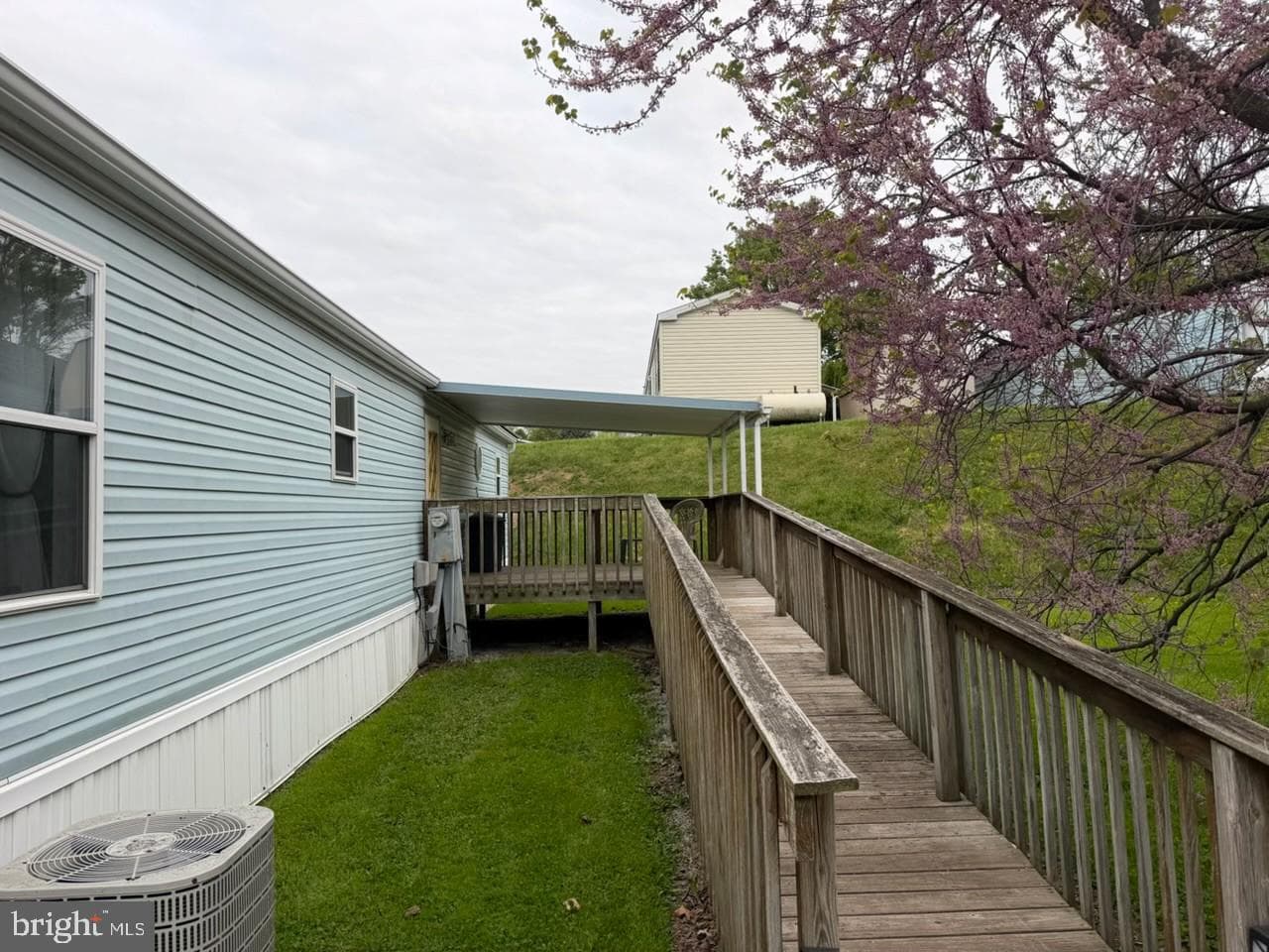 126 Ridgewood Manor photo 6
