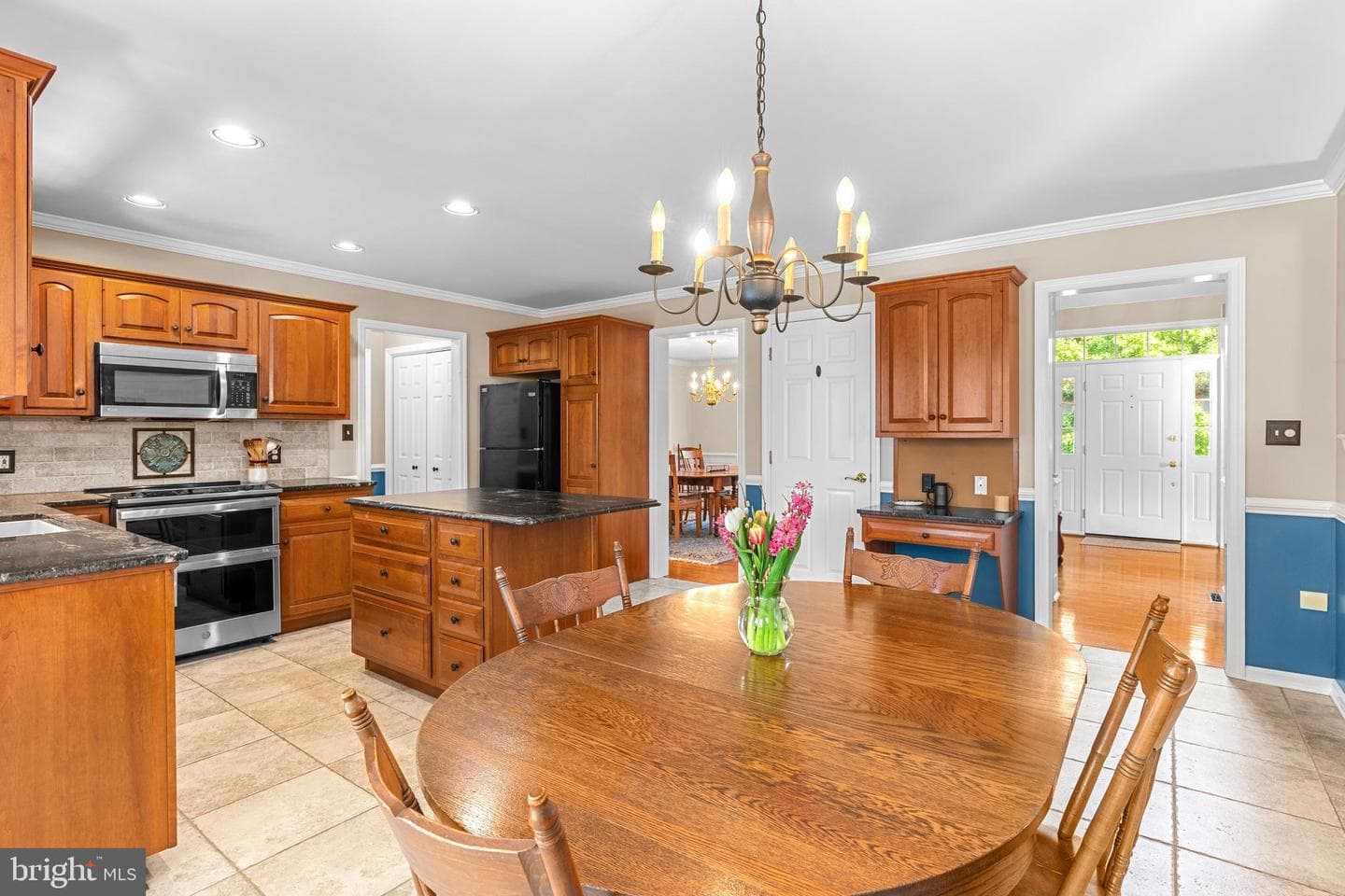 1358 Sylvan photo 19