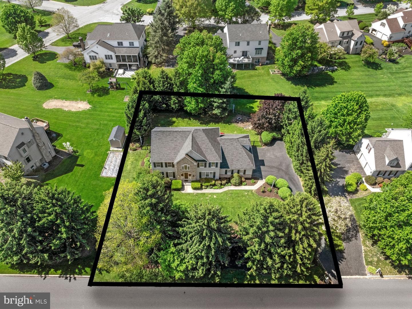 1358 Sylvan photo 2