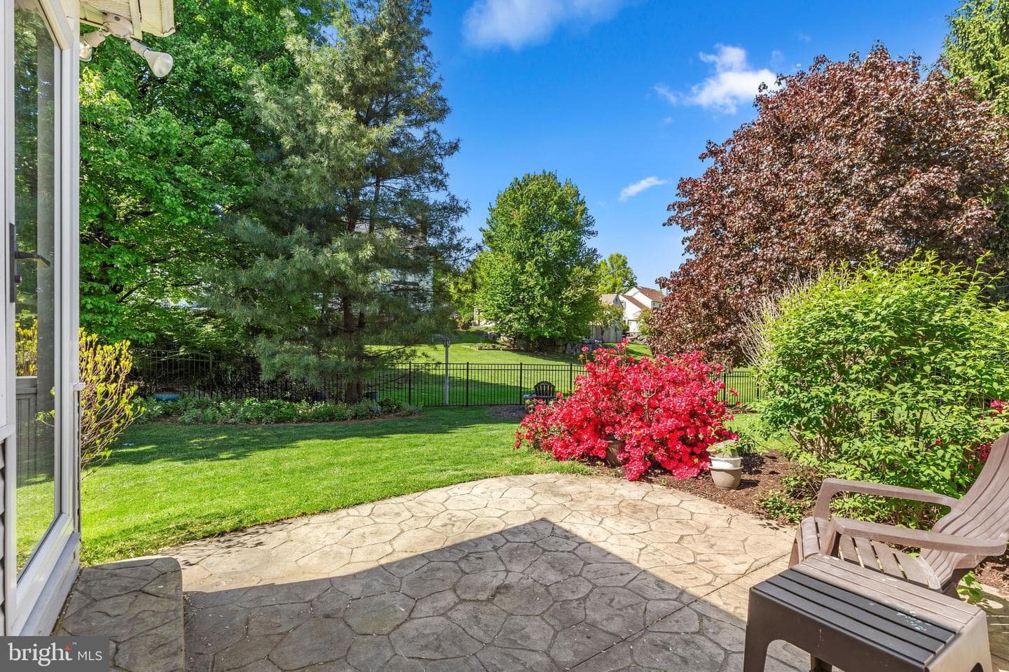 1358 Sylvan photo 63