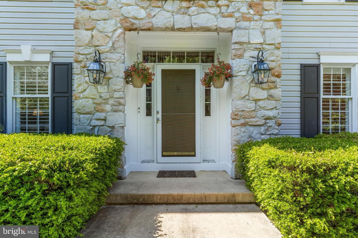1358 Sylvan photo 8