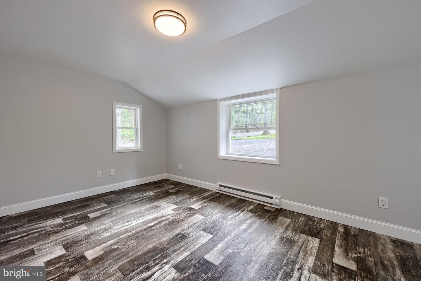 142 River Road photo 20