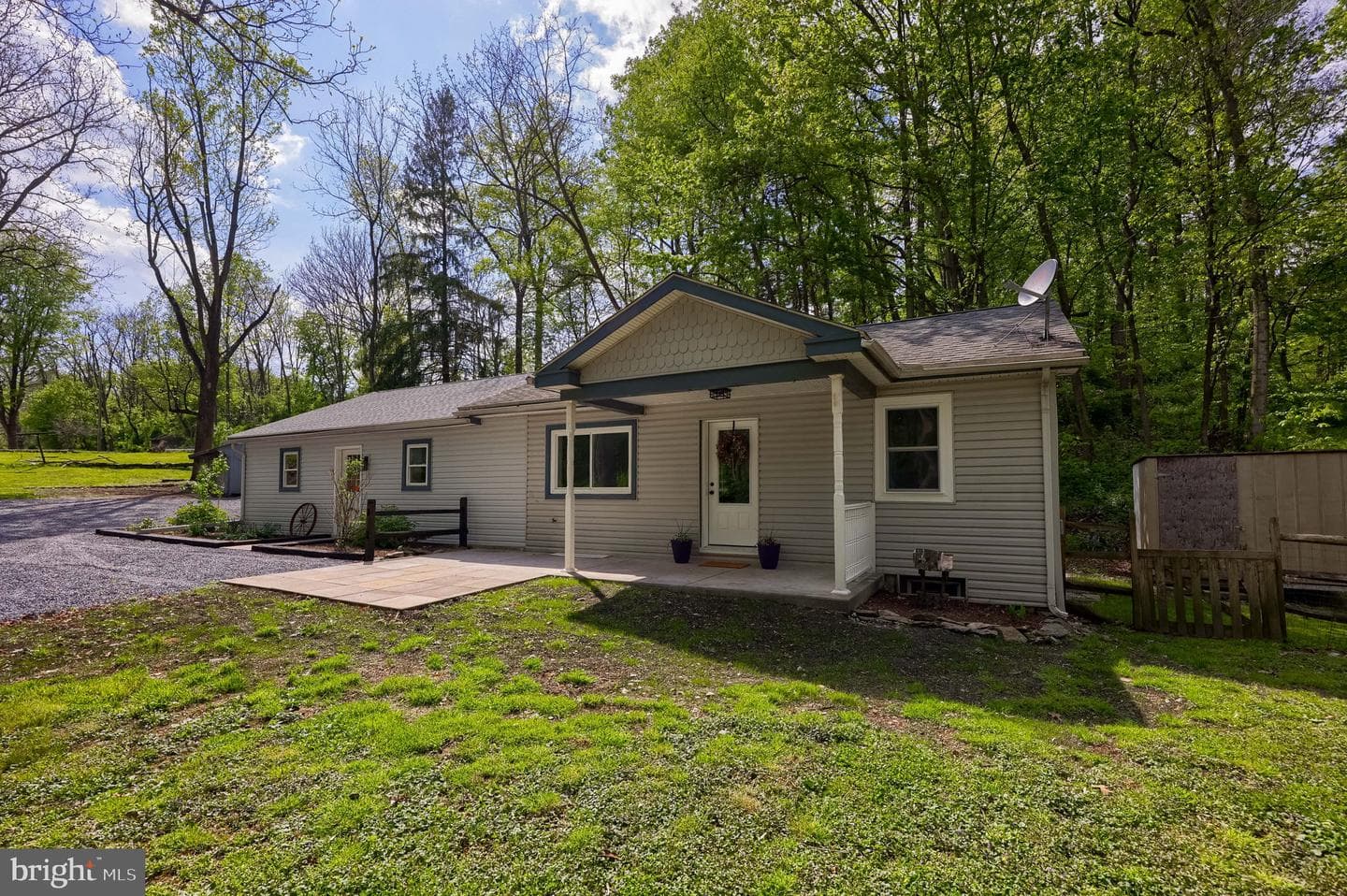 142 River Road photo 6
