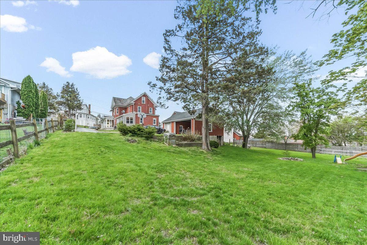825 Pequea Avenue photo 41