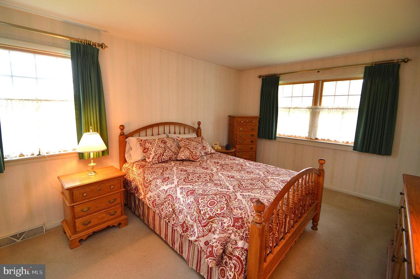 230 Adele Avenue photo 27