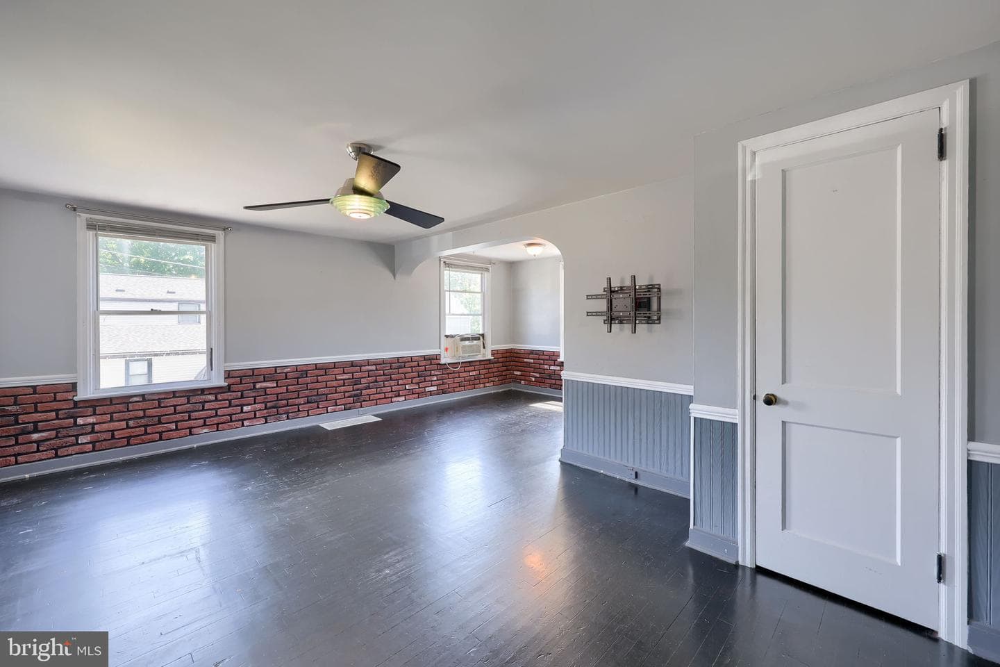 1310 Clark Street photo 8
