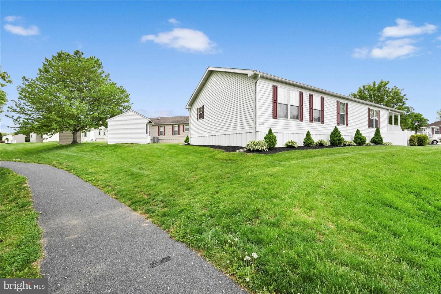 108 Summers Drive photo 33