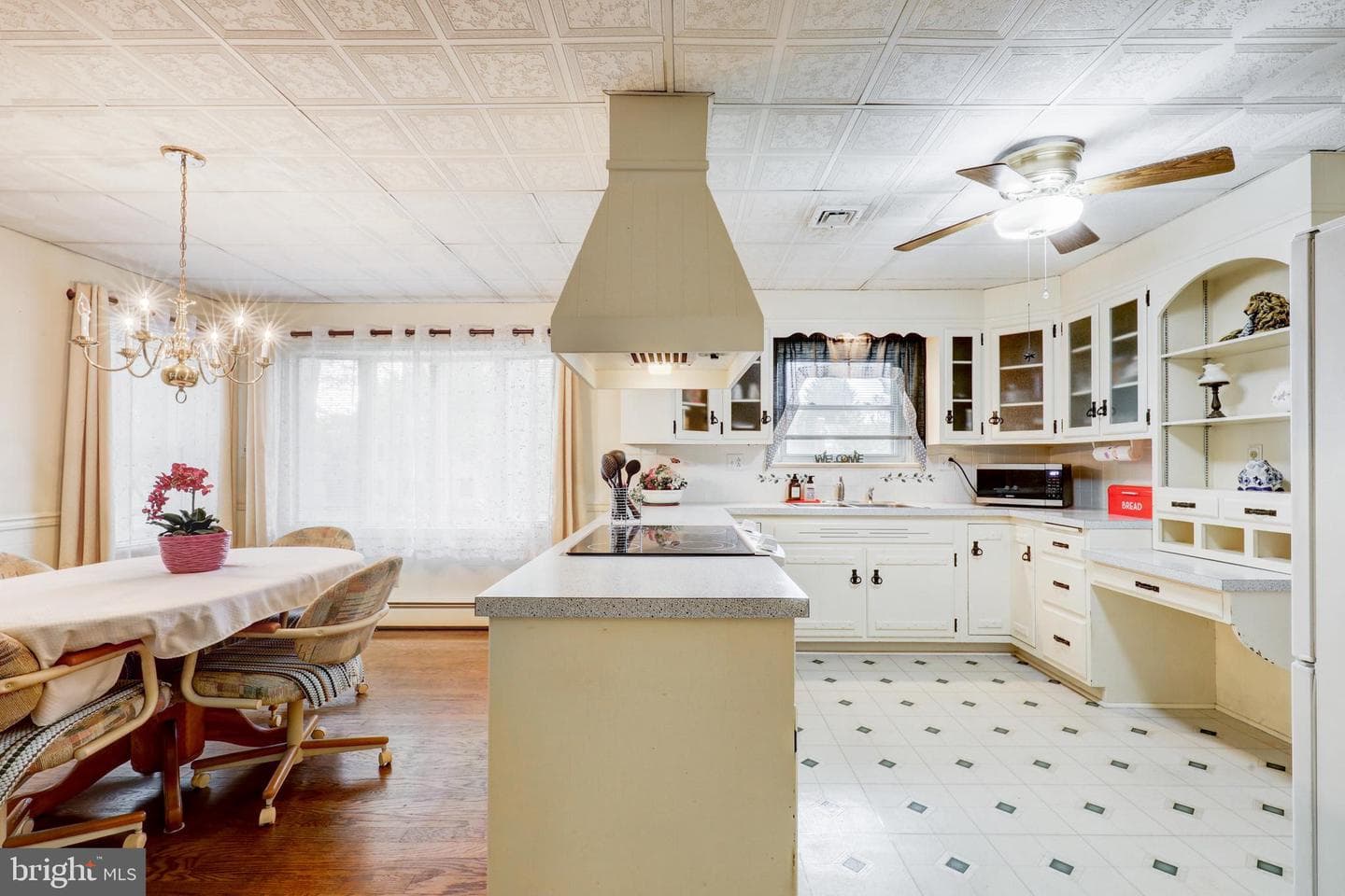 2584 Spring Valley Road photo 29