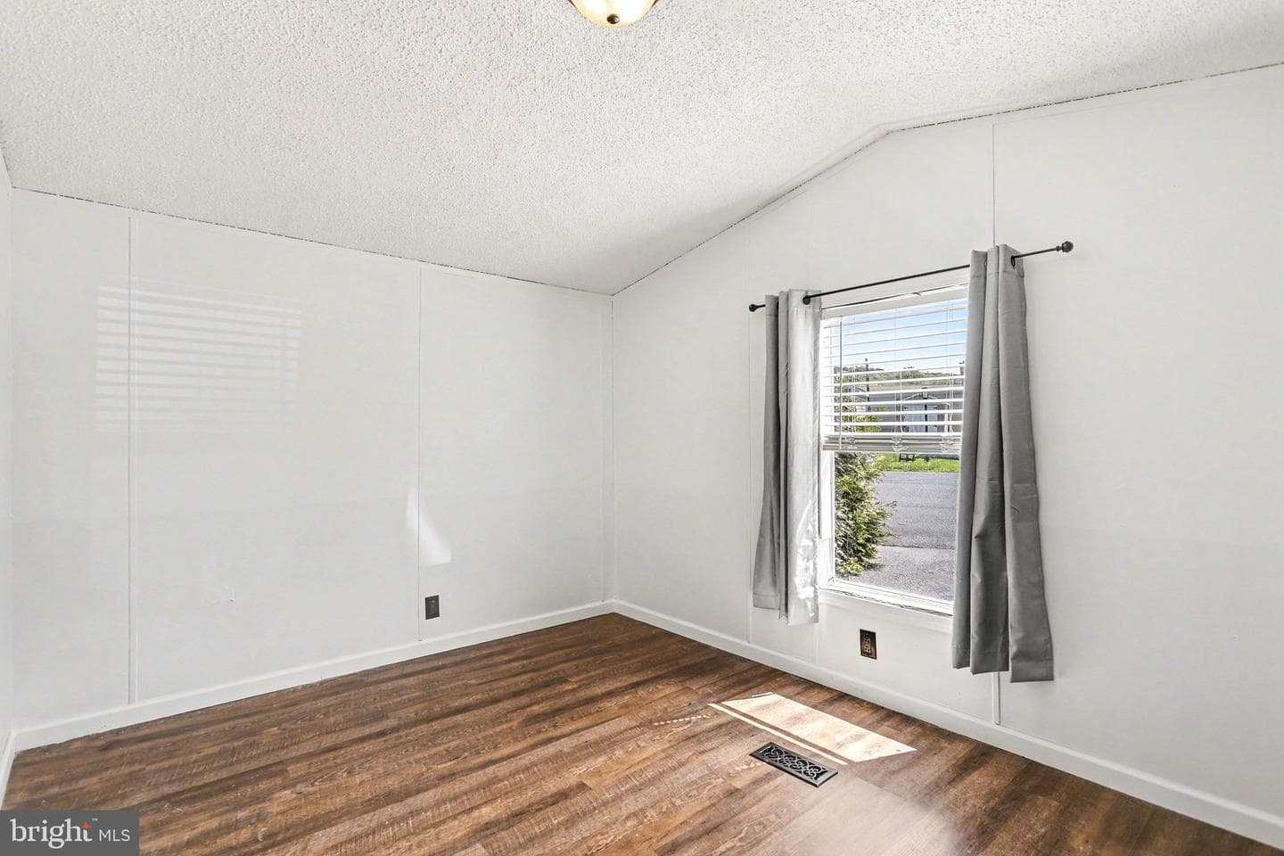 326 Don Drive photo 18