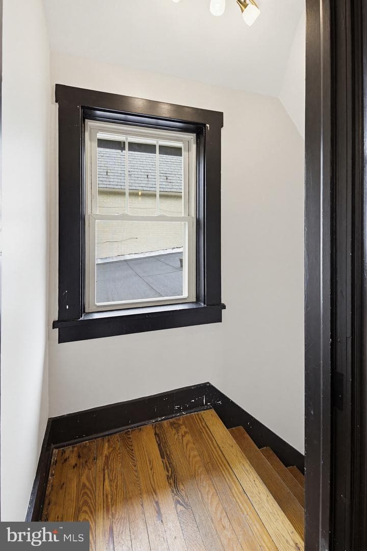 432 W Marion Street photo 5