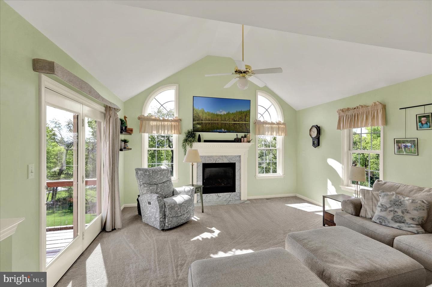 678 West Ridge Road photo 11
