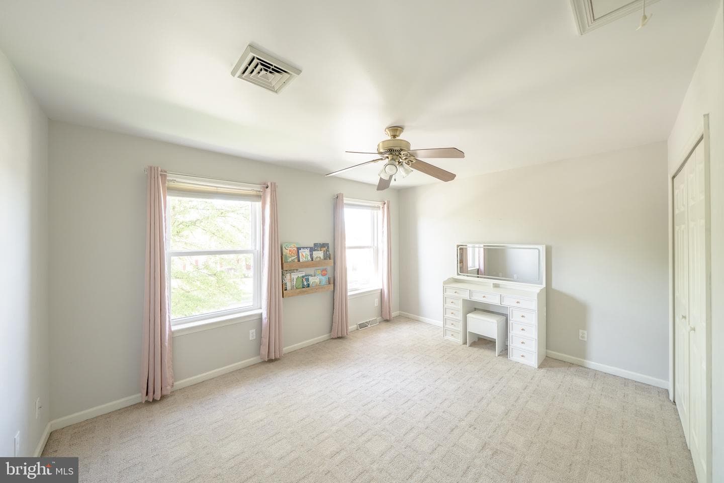 115 Larkspur Drive photo 22