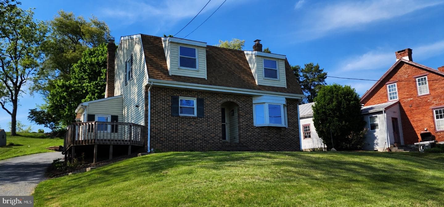 827 Disston View Drive