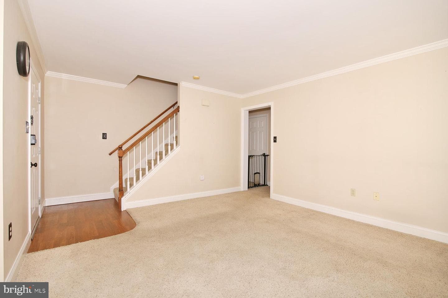 525 Cobblestone Lane photo 14