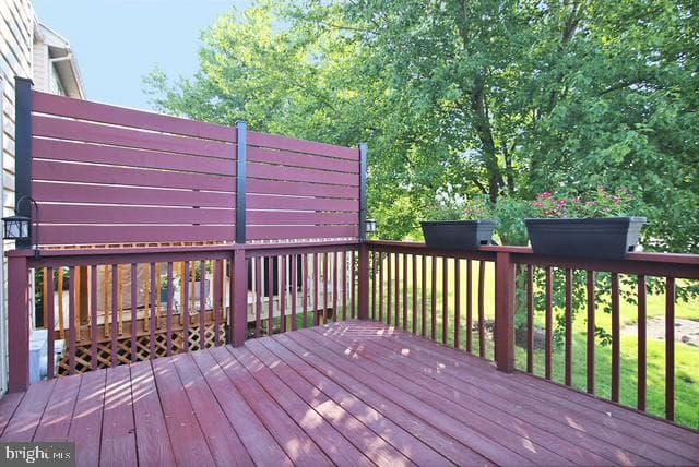 525 Cobblestone Lane photo 7