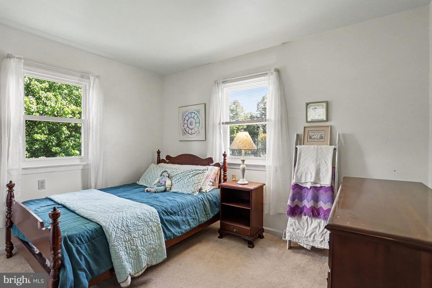 228 Cliff Lane photo 27