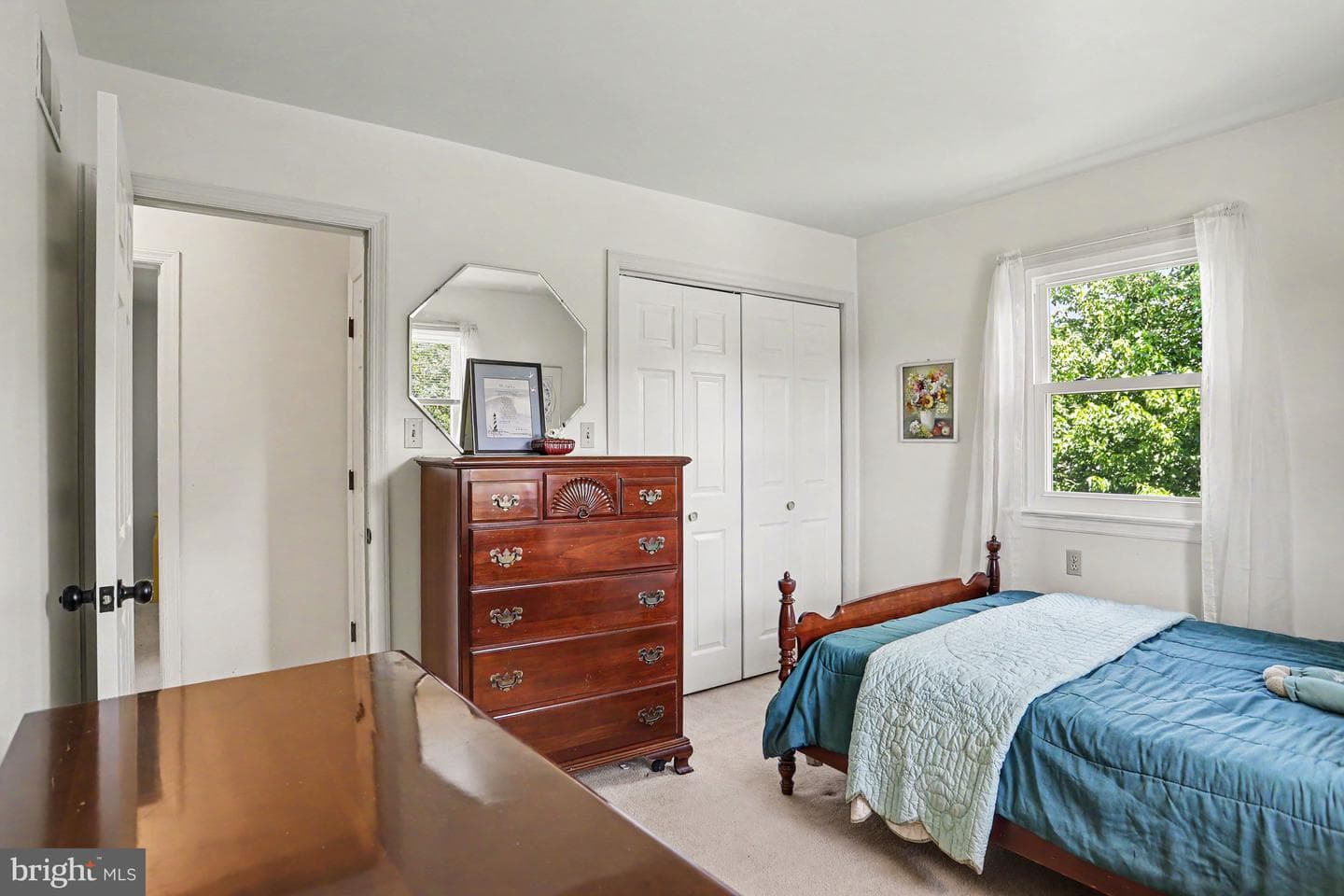 228 Cliff Lane photo 28