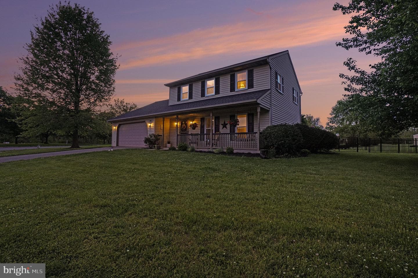228 Cliff Lane photo 48