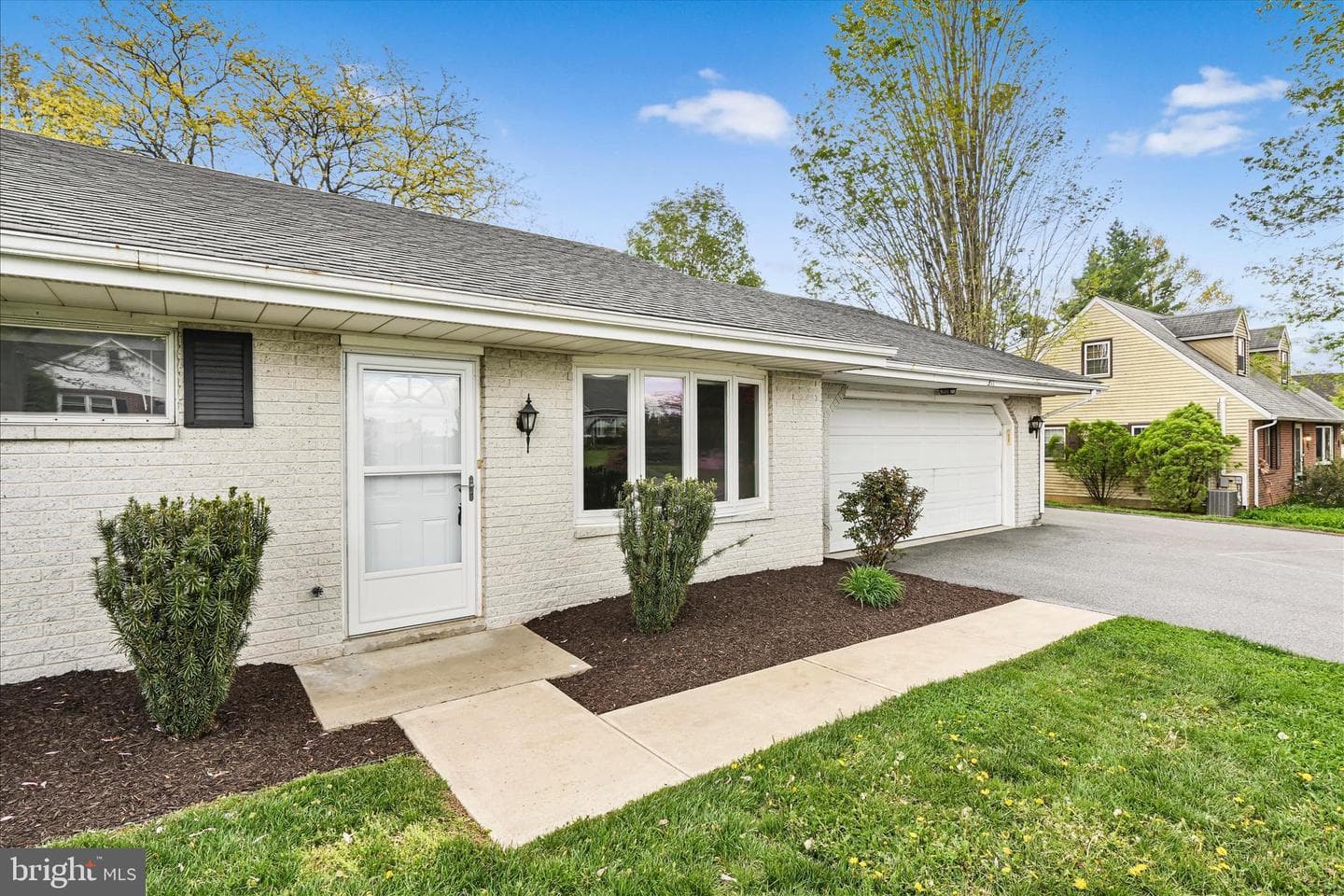 311 N Penryn Road photo 6
