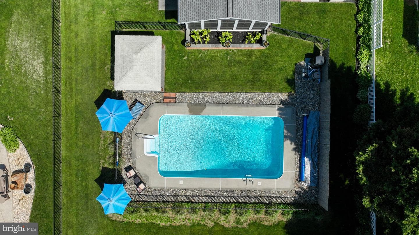 322 Powell Drive photo 64