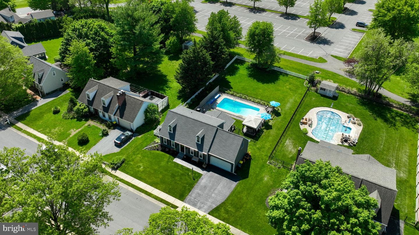 322 Powell Drive photo 69