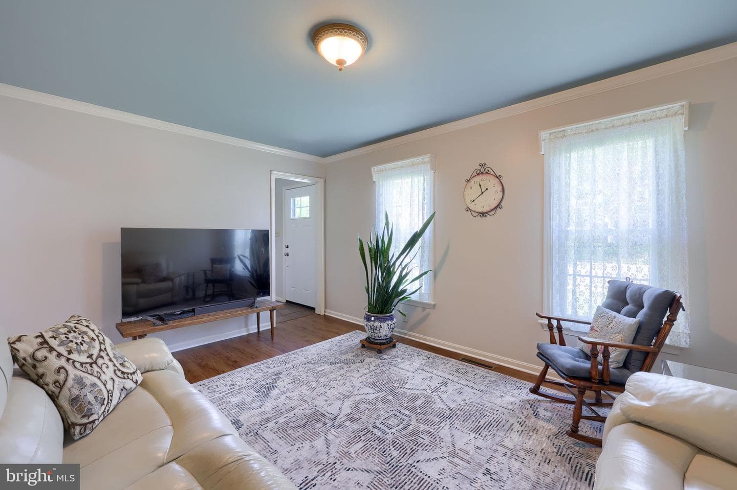 322 Powell Drive photo 7