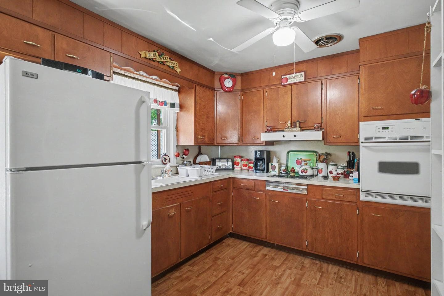 422 Westview Drive photo 6