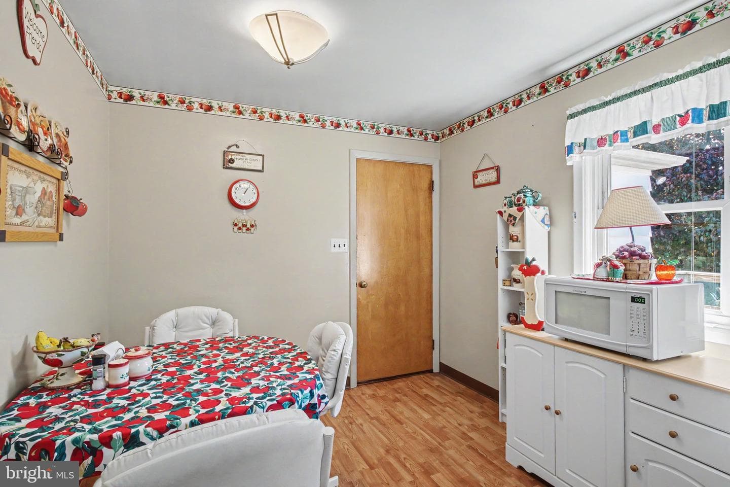 422 Westview Drive photo 9
