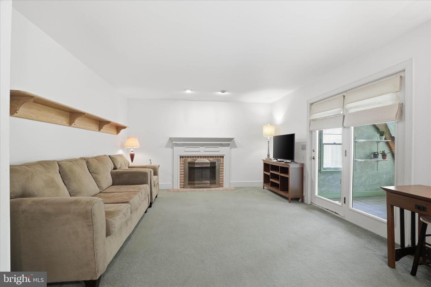 410 Cardinal Court photo 18