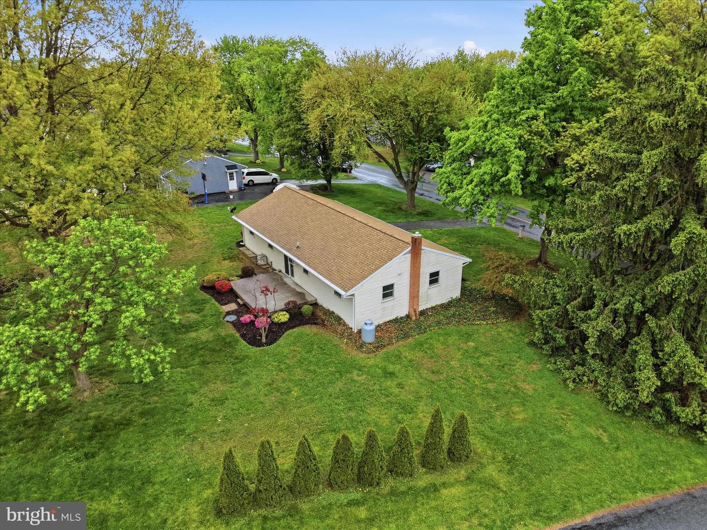 947 Hill Street photo 3