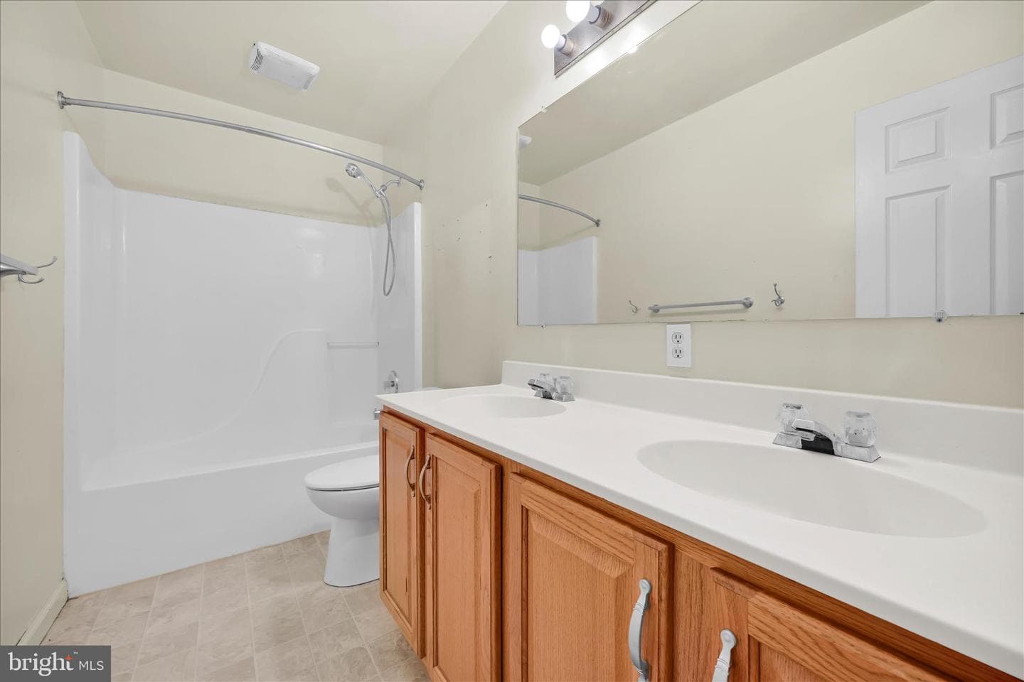 816 Rockwood Drive photo 20