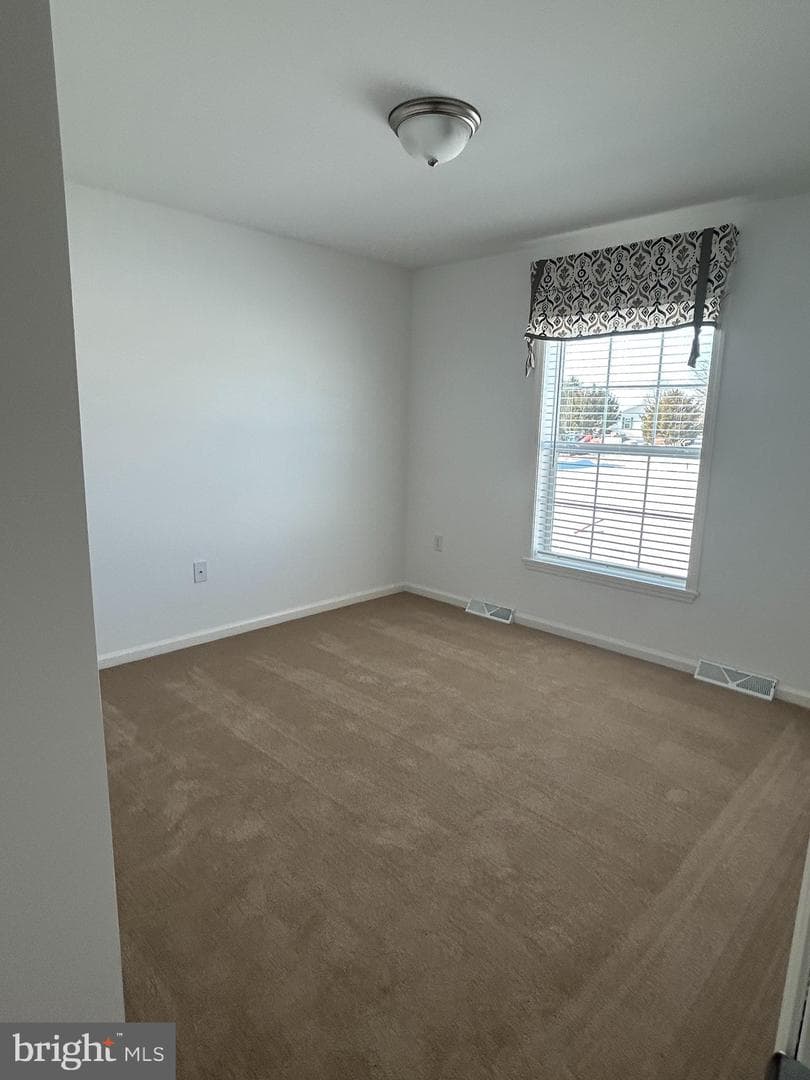 432 Eastwood Lane photo 14