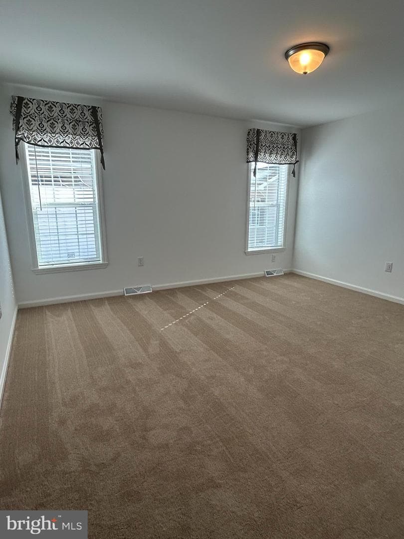 432 Eastwood Lane photo 9