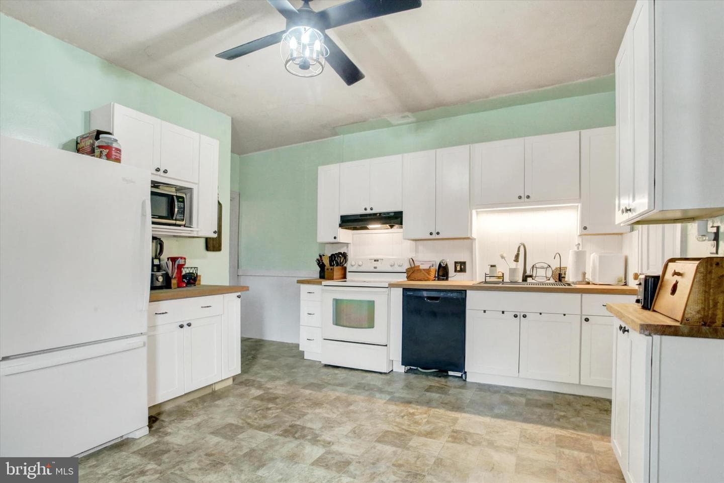 338 E Park Street photo 15