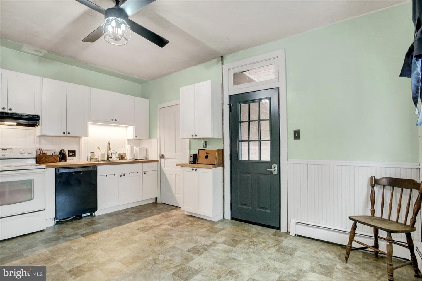 338 E Park Street photo 16