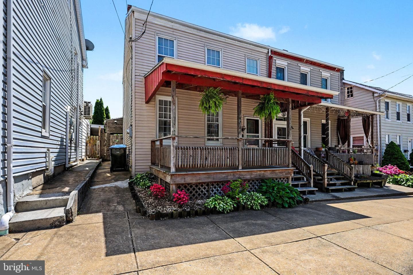 450 Manor Street