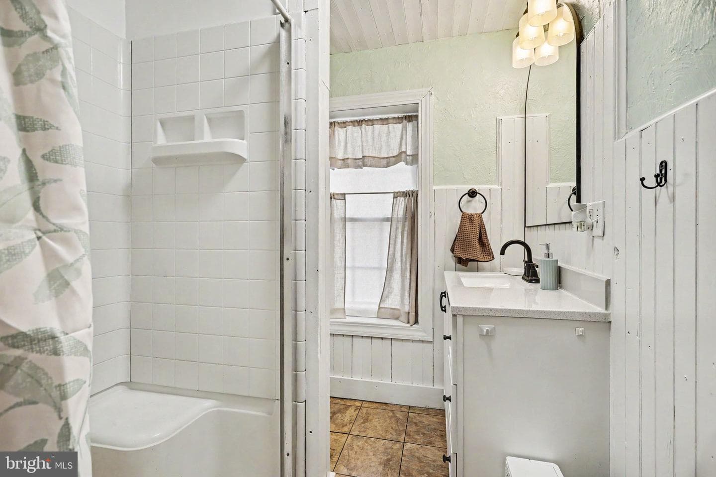 450 Manor Street photo 18