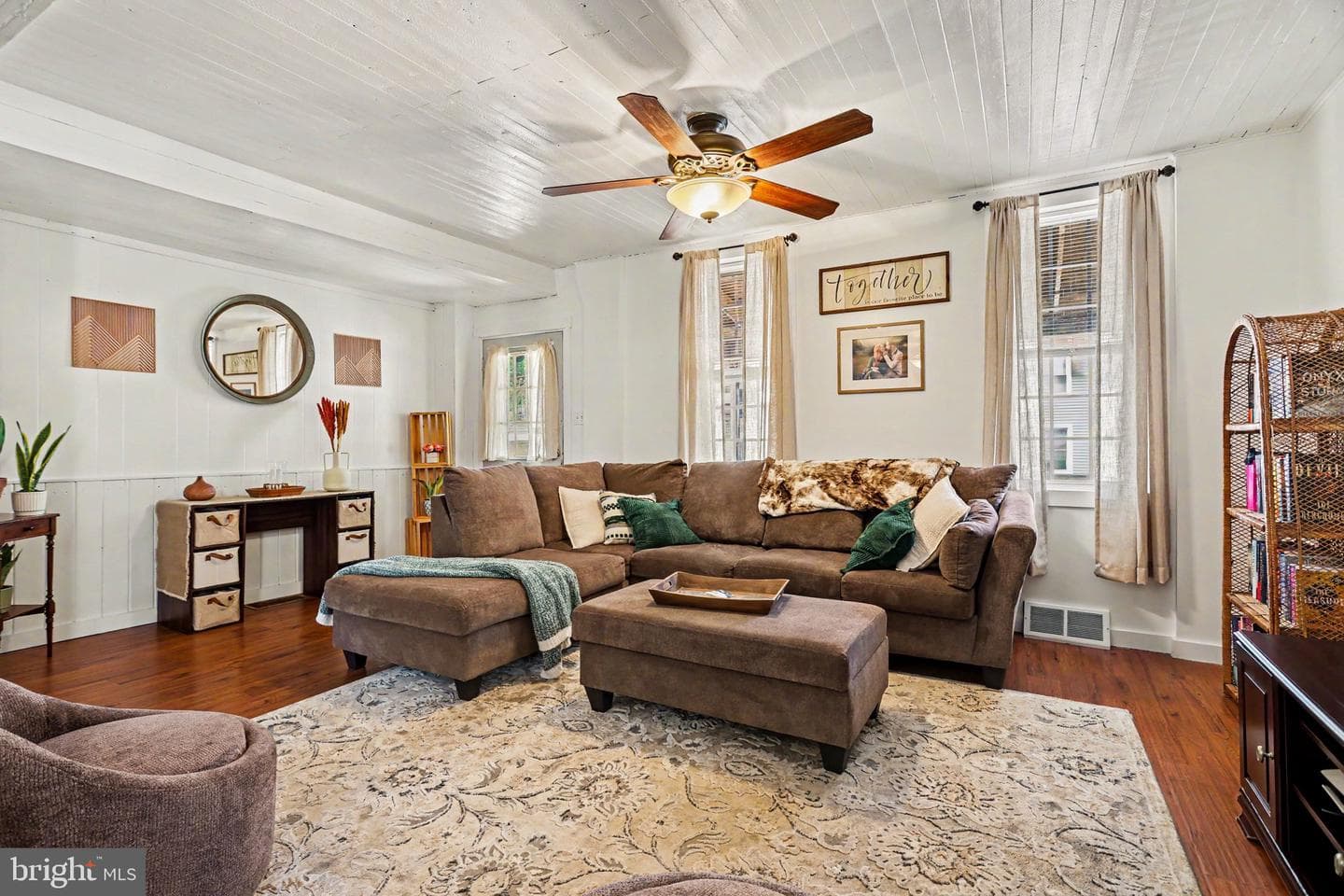 450 Manor Street photo 4